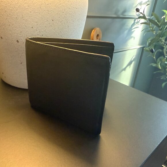 Coach textured leather bifold wallet black - Picture 3 of 4